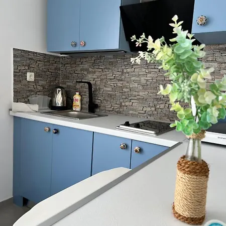 Orange דירה פומורי